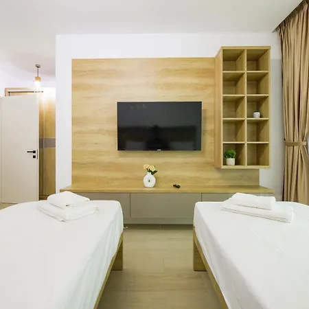 Red Luxury On 아파트