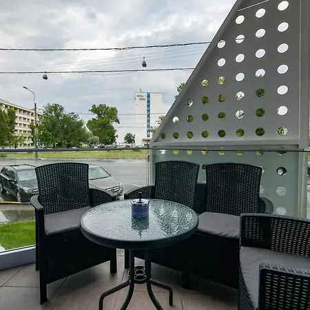 Red Luxury On * 마마이아