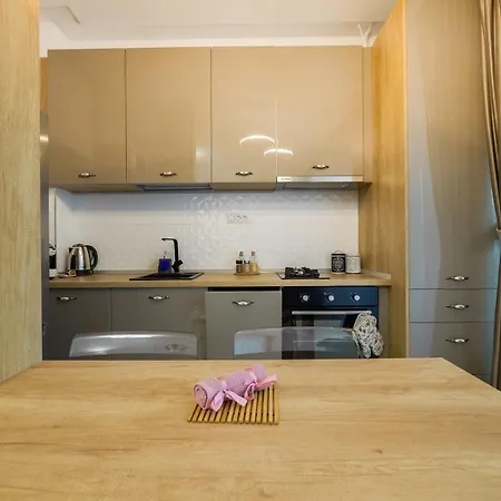 Apartment Red Luxury On *